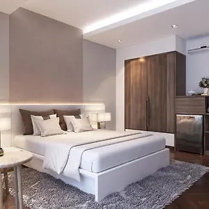 Hotell Ha Noi Near Tan Son Nhat Airport --- Free Airport Pick-up And Drop-off Available 24 A Day, Ho Chi Minh-staden